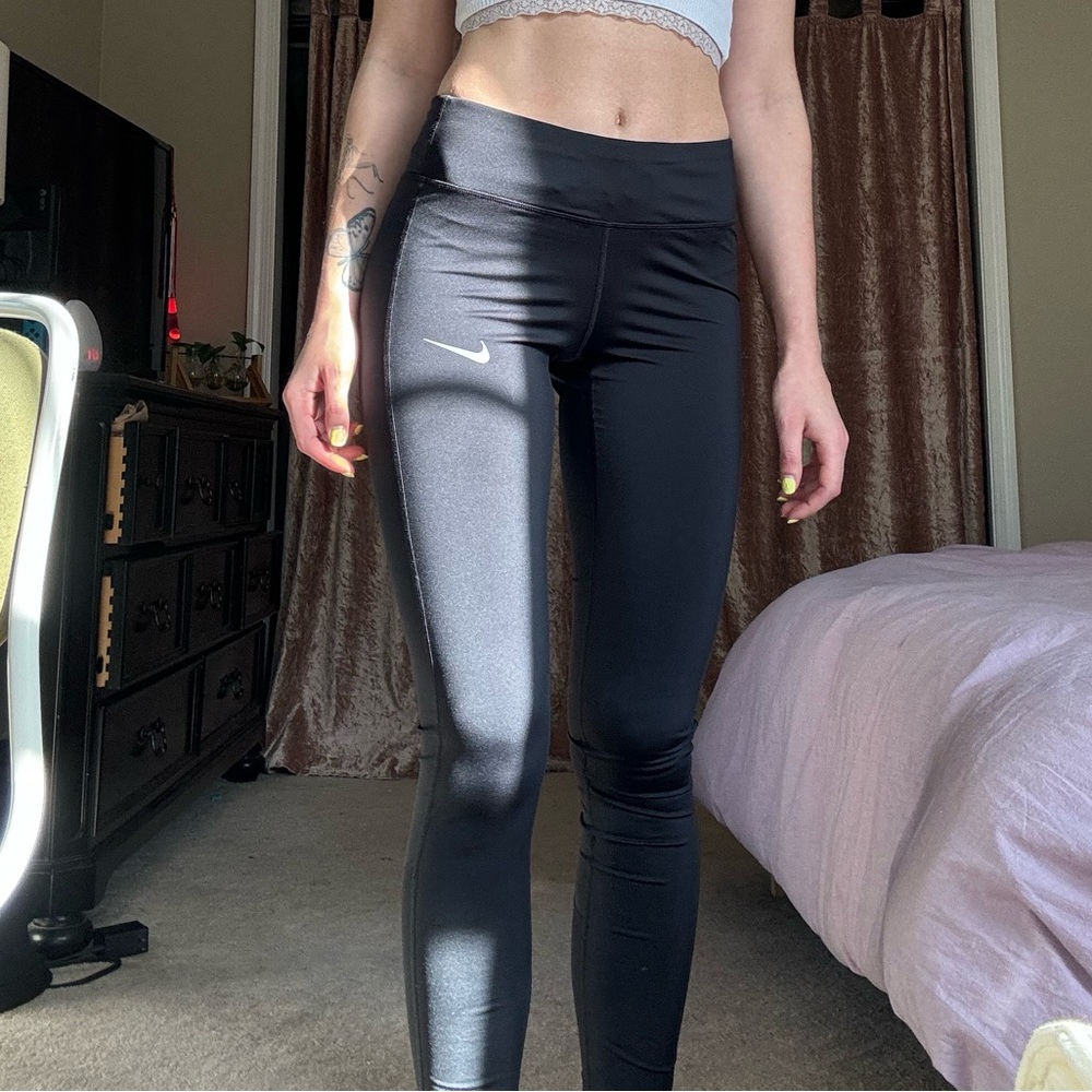 Mid-Rise Running Leggings